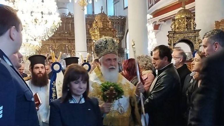 Σακελλαροπούλου από τη Λήμνο: «Η σημερινή μέρα φέρνει το μήνυμα της νίκης του φωτός ενάντια στο σκοτάδι»