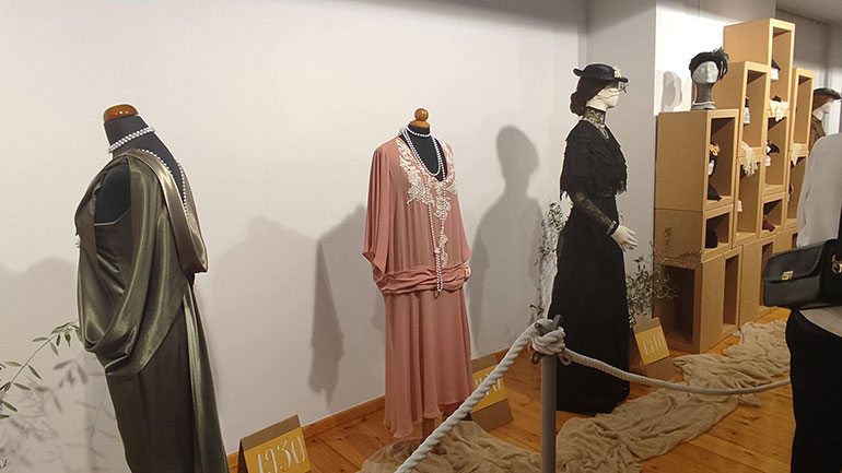 Χανιά: Η γυναικεία ενδυμασία από τον 19ο αιώνα έως και σήμερα