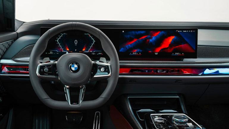 Εξαφανίζονται οι οθόνες από τα αυτοκίνητα  – Τί θα πάρει τη θέση τους;