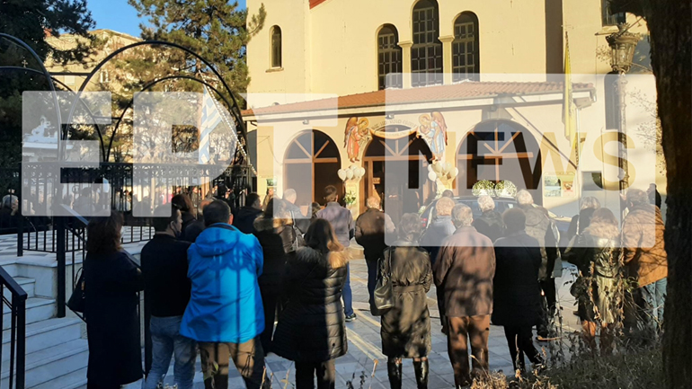 Γρεβενά: Σε κλίμα οδύνης το τελευταίο «αντίο» στον 6χρονο Θωμά