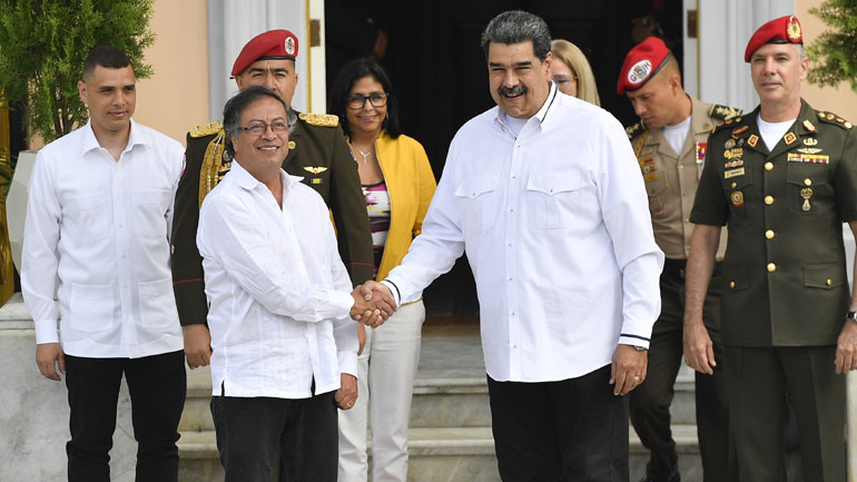 Βενεζουέλα: Αιφνιδιαστική επίσκεψη του προέδρου της Κολομβίας στο Καράκας