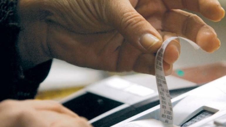 Τι φέρνει η υποχρεωτική διασύνδεση των ταμειακών μηχανών με τα POS – Ο οδικός χάρτης