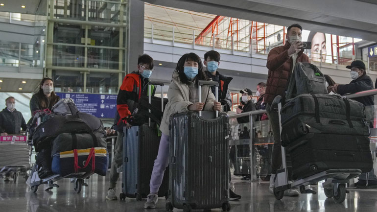 Κίνα: Αίρεται η καραντίνα για τους ξένους ταξιδιώτες