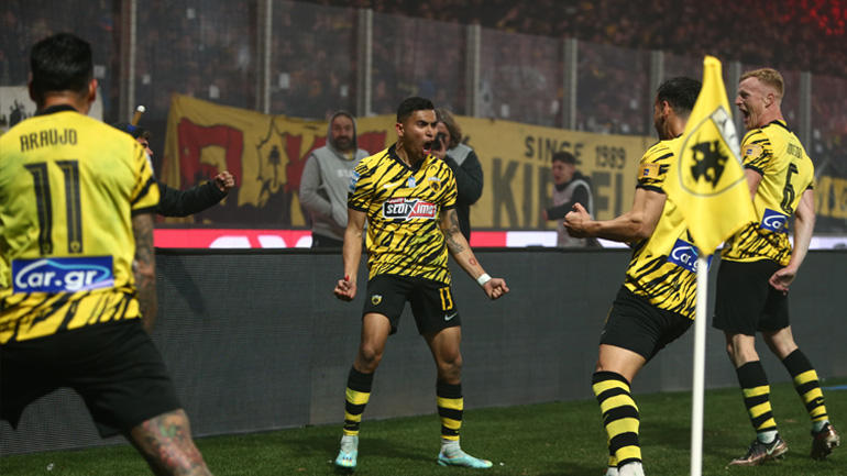 Νικήτρια (1-0) στο ντέρμπι κορυφής η ΑΕΚ – Έσπασε το αήττητο του Παναθηναϊκού και έβαλε «φωτιά» στη μάχη του τίτλου!