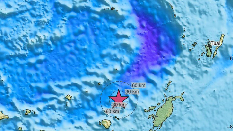 Σεισμός 7,7 Ρίχτερ στην Ινδονησία