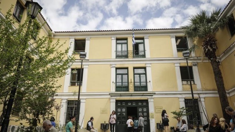 Βιασμός 15χρονου: Ελεύθερη, υπό παρακολούθηση, η 14χρονη κατηγορούμενη