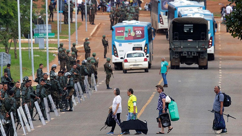 Βραζιλία: 600 επιπλέον αστυνομικοί αναπτύσσονται στην Μπραζίλια
