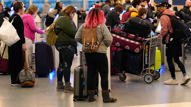 ΗΠΑ: Αποκαθίσταται το τεχνικό πρόβλημα που καθήλωσε χιλιάδες αεροσκάφη