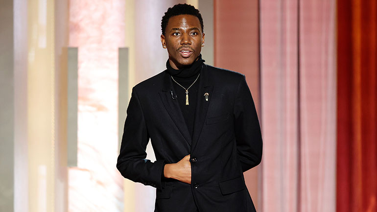 «Είμαι εδώ γιατί είμαι μαύρος» δήλωσε ο παρουσιαστής των Χρυσών Σφαιρών 2023