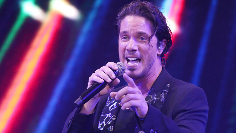 Νίκος Οικονομόπουλος: Η επική αντίδρασή του όταν του πέταξαν πανέρια σε… ευαίσθητο σημείο!