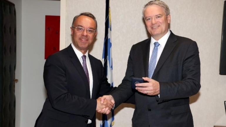 Συνάντηση Σταϊκούρα με τον ΓΓ του ΟΟΣΑ Ματίας Κόρμαν