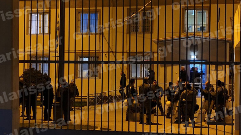 Αναστάτωση στις φυλακές Λάρισας – Κρατούμενοι αρνούνταν να μπουν στα κελιά τους