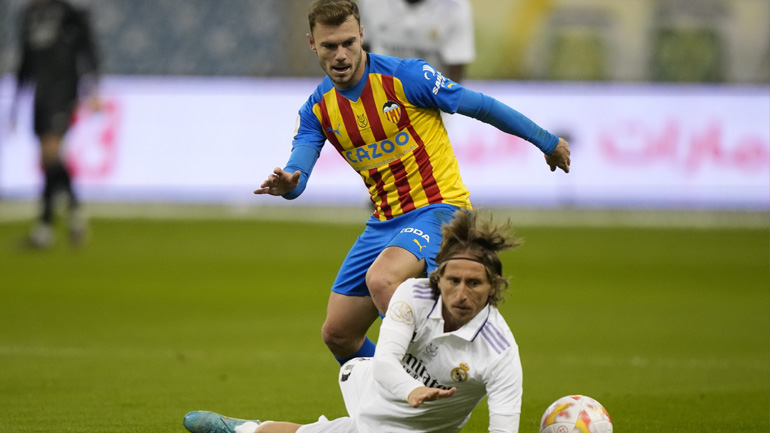 Πιέζει και ο Λάτο για τον Ολυμπιακό – Ζήτησε να φύγει από τη Βαλένθια