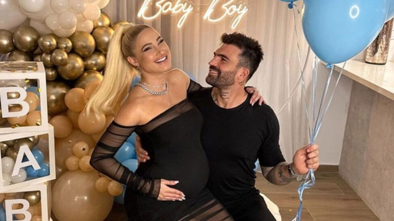 Ιωάννα Τούνη – Δημήτρης Αλεξάνδρου: Αποχώρησαν από το μαιευτήριο – Η επιστροφή στο σπίτι τους – Βίντεο