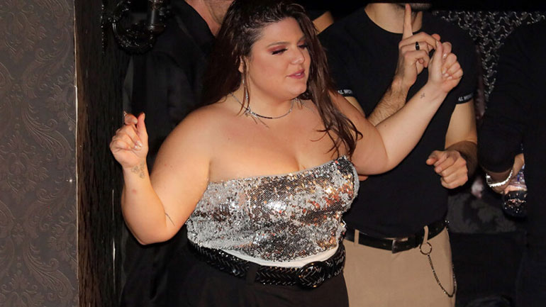 H Δανάη Μπάρκα το «έκαψε» στην Άννα Βίσση – Ποιοι άλλοι celebrities ήταν εκεί;