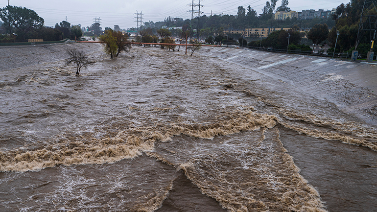 Ο Μπάιντεν κηρύττει την Καλιφόρνια σε κατάσταση έκτακτης ανάγκης λόγω της κακοκαιρίας