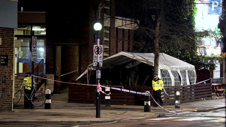 Λονδίνο: Έξι τραυματίες από πυρά ενόπλων εναντίον εκκλησίας – Σε κρίσιμη κατάσταση 7χρονη