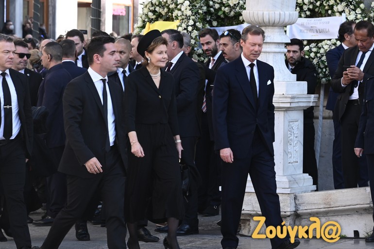 Δεξιά ο Ερρίκος, μέγας δούκας του Λουξεμβούργου