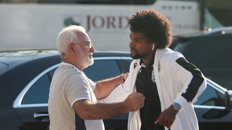 «Ντόπες» Σαββίδη στους παίκτες του ΠΑΟΚ ενόψει Παναθηναϊκού: «Να είστε έτοιμοι για μάχες, να έχετε πίστη»