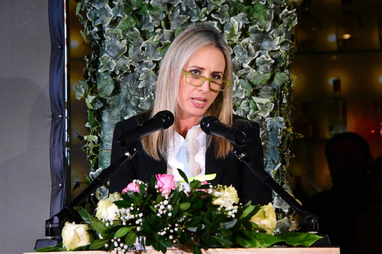 Η μουσικός και καθηγήτρια πιάνου, Βίβιαν Μπρέντα-Κανελλά