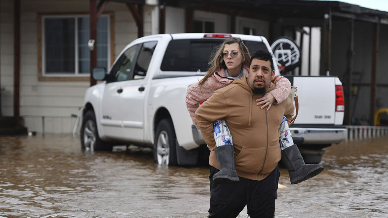 Πλημμύρες στην Καλιφόρνια: Επίσκεψη Μπάιντεν στις πληγείσες περιοχές την Πέμπτη