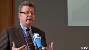 Ο Ρόναλντ Μαϊνάρντους, 