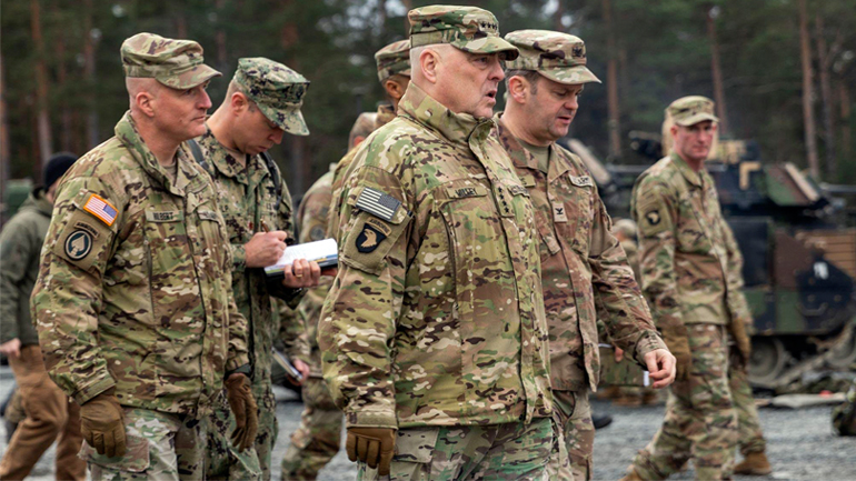 Για πρώτη φορά συναντήθηκαν ο Ουκρανός στρατηγός Ζαλούζνι με τον Αμερικανό στρατηγό Μίλι