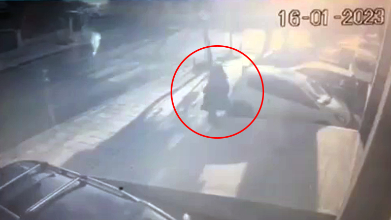 Βίντεο ντοκουμέντο λίγο πριν το έγκλημα στο Μοσχάτο δείχνει την γυναίκα να αναζητά τον 50χρονο