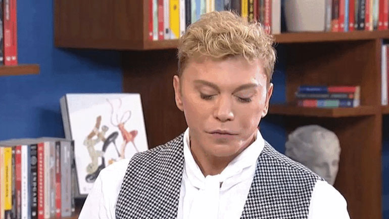 Τάκης Ζαχαράτος: «Έχω ζήσει 1,5 μήνα με τόνο και ντομάτες»