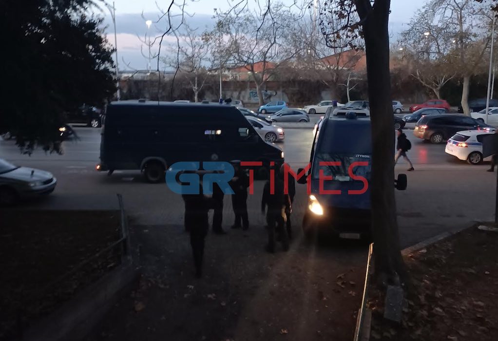 Η άφιξη των κατηγορουμένων στο Δικαστικό Μέγαρο