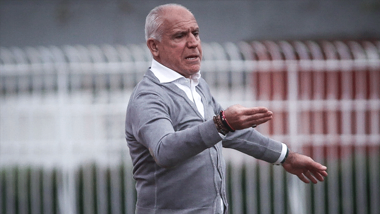 Τέλος ο Αναστόπουλος από την Καλαμάτα