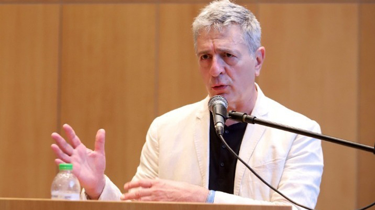 Κούλογλου: «Τα εγκλήματα πολέμου κατά της Ουκρανίας να παραπεμφθούν στο Διεθνές Ποινικό Δικαστήριο»