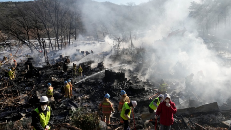 Νότια Κορέα: Πυρκαγιά σε παραγκούπολη στη Σεούλ – Οι αρχές απομάκρυναν 500 κατοίκους