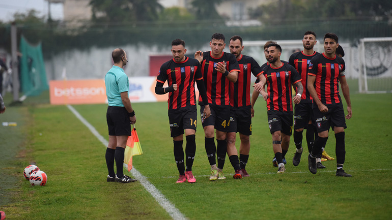 Super League 2: Καταιγιστική η Παναχαϊκή, συνέτριψε 4-0 την ΑΕΚ Β’