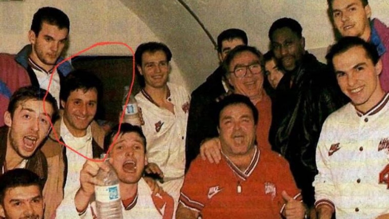 Στον Ολυμπιακό του ‘90 εργαζόταν ο ψευτογιατρός που διώκεται για ανθρωποκτονίες!