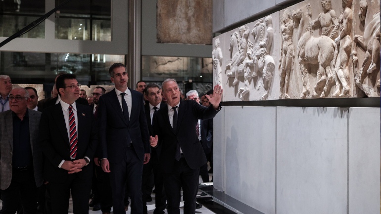 Από το Μουσείο της Ακρόπολης ξεκίνησε η Σύνοδος του Δικτύου Βαλκανικών Πόλεων Β40 που φιλοξενεί ο Δήμος Αθηναίων