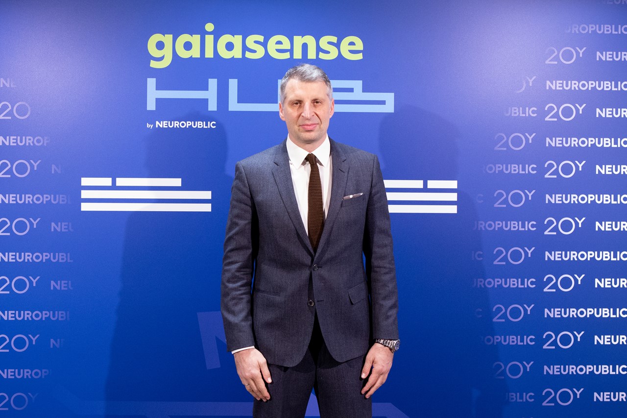 Θοδωρής Παπαλουκάς.