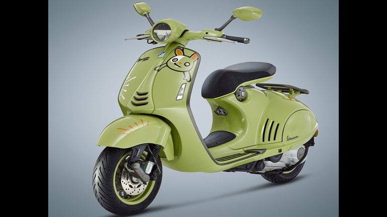 Επετειακή Vespa 946 “Bunny” για τη χρονιά του Λαγού