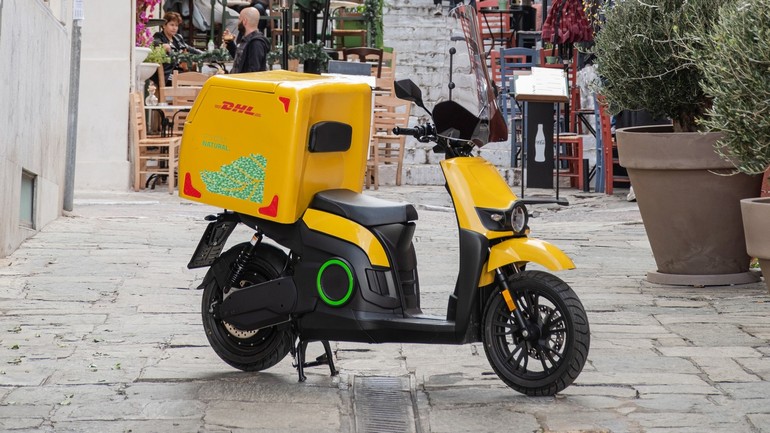 Kosmoride και DHL συνεργάζονται για “πράσινη” μετακίνηση στο κέντρο της Αθήνας