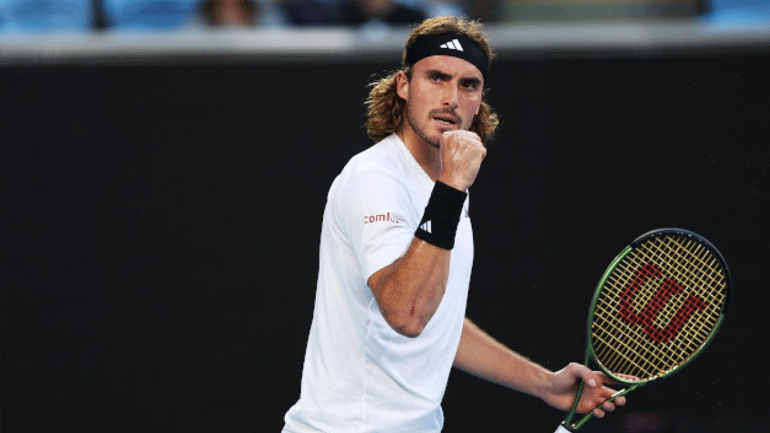 Ο Τσιτσιπάς προσκάλεσε την Μάργκοτ Ρόμπι στο γήπεδο