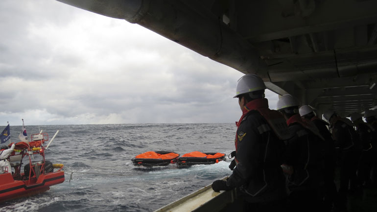 Αγνοούνται 8 ναυτικοί από το ναυάγιο φορτηγού πλοίου στην Ιαπωνία – 14 διασώθηκαν