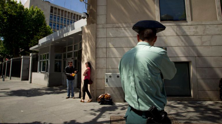 Ισπανία: Συνελήφθη 74χρονος συνταξιούχος για την υπόθεση παγιδευμένων επιστολών σε πρεσβείες