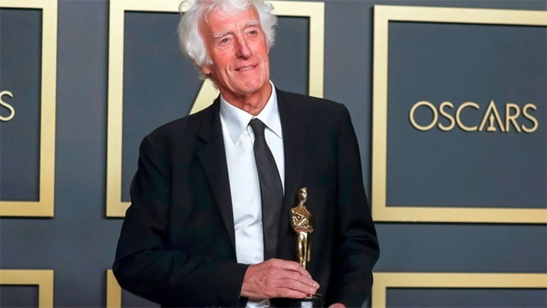 Ο Ρότζερ Ντίκινς απέσπασε τη 16η υποψηφιότητα για Όσκαρ Καλύτερης Φωτογραφίας Ο Ρότζερ Ντίκινς απέσπασε τη 16η υποψηφιότητα για Όσκαρ Καλύτερης Φωτογραφίας