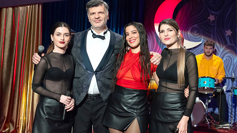 «Τα Νούμερα»: Η Μαρίνα Σάττι και η Κατερίνα Κούκα guests στο νέο επεισόδιο της σουρεαλιστικής μουσικής κωμωδίας