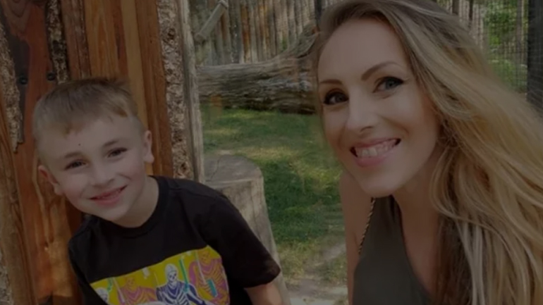 Κατασπαράχθηκε επτάχρονος από αγέλη σκύλων στις ΗΠΑ – Σοβαρά τραυματισμένη η μητέρα