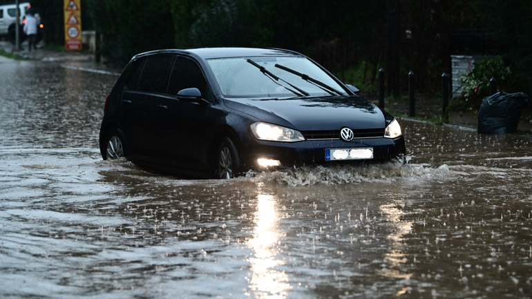 ΚΚΕ για κακοκαιρία: Στο ίδιο έργο θεατές εν έτει 2023
