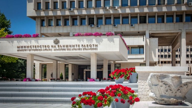 Η Βουλγαρία ανακάλεσε τον πρέσβη της στα Σκόπια