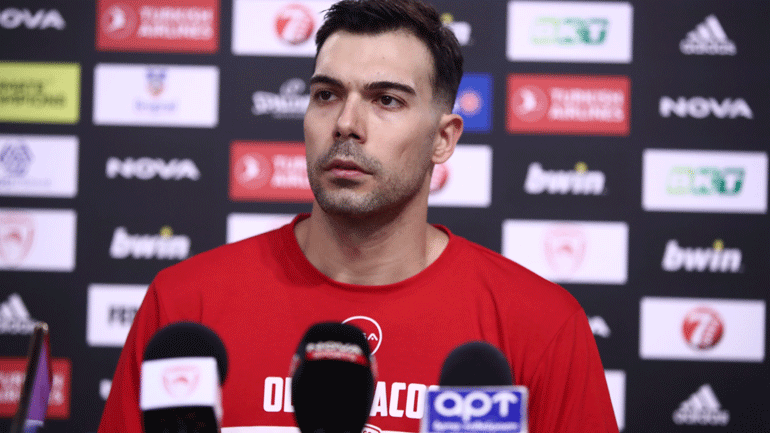 Σλούκας: «Έτοιμοι και συγκεντρωμένοι με Μακάμπι»