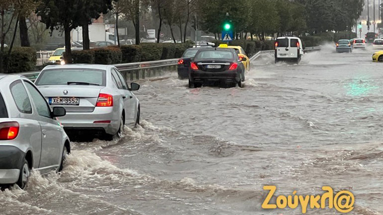 Αποκαταστάθηκε η κυκλοφορία σε Πειραιώς και Βουλιαγμένης