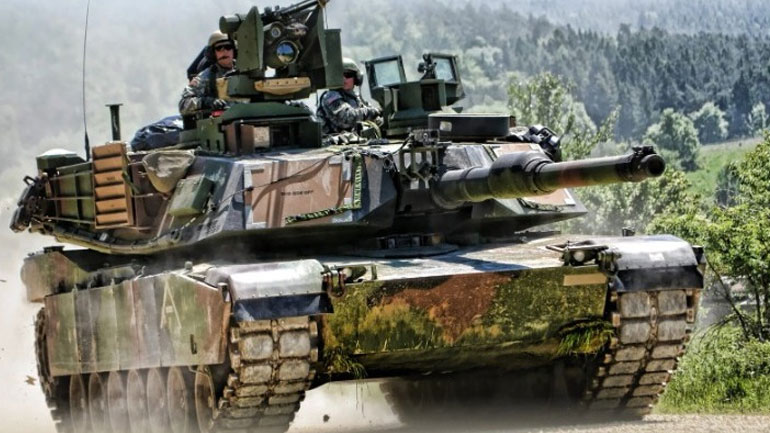 Συνολικά 321 βαρέα άρματα έχουν υποσχεθεί στο Κίεβο οι δυτικές χώρες